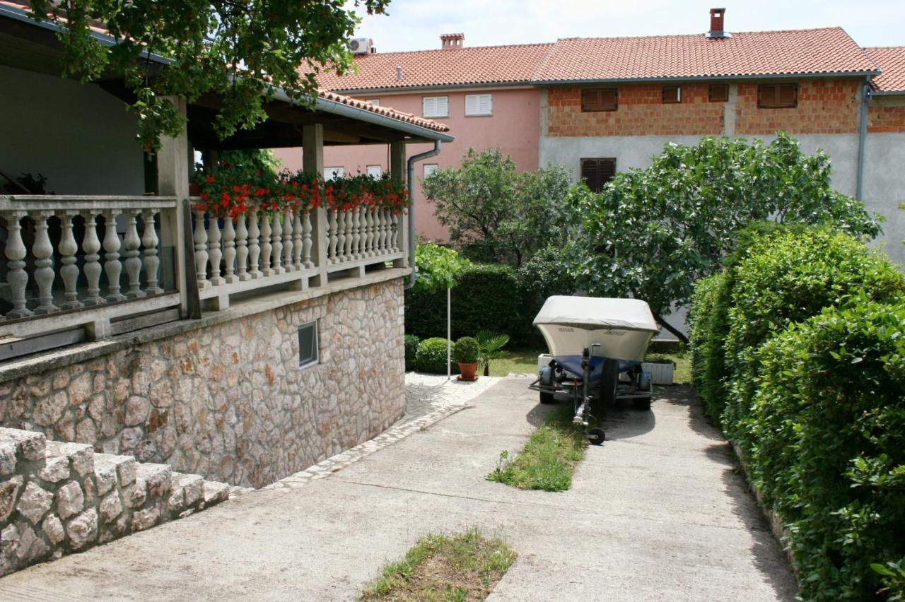 Apartments With A Parking Space Novi Vinodolski - 5529 Exterior foto